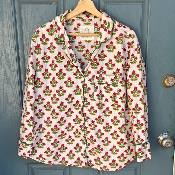 Printfresh Other - PrintFresh Poinsettia Pajama Top